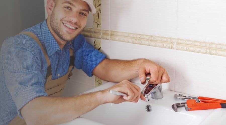 Handle or spout repair in Ava, OH